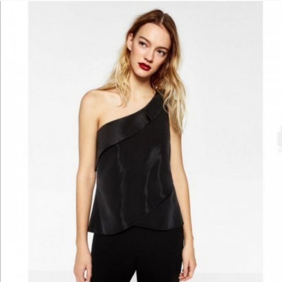 NWOT Zara Black Asymmetric Woven Taffeta Top Size Large - Picture 3 of 6